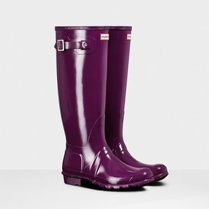 Hunter Women’s original tall gloss rain boots